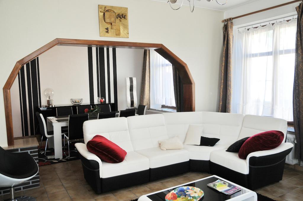 Gite Stone Lodge Bourcy Екстер'єр фото